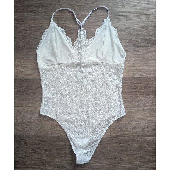 ALLSAINTS | Erity Lace Bodysuit In Chalk White - Picture 7 of 14